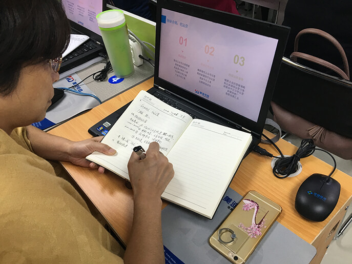 真實(shí)項(xiàng)目全程實(shí)戰(zhàn)，新媒體運(yùn)營師資羊城論劍
