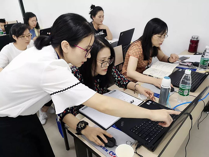 電商大數(shù)據(jù)分析與運(yùn)用產(chǎn)教融合高級(jí)師資研修班